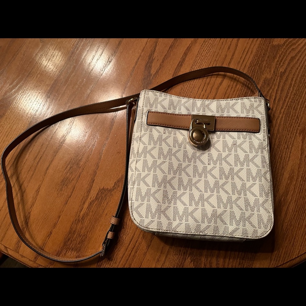 Michael Kors crossbody